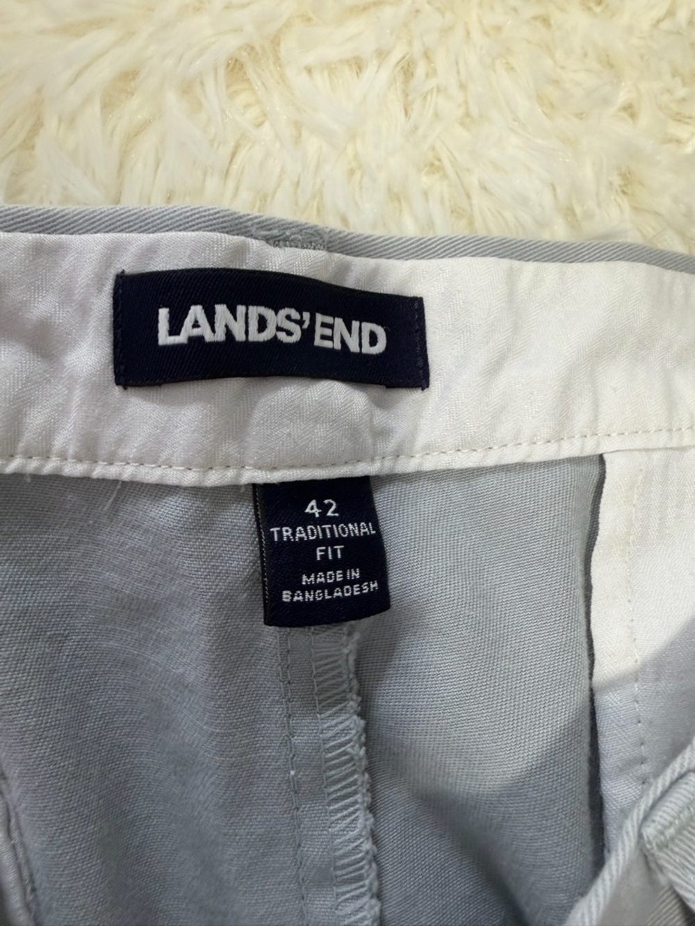 Lands' End Men's Light Gray Flat-Front Chino Shorts - Picture 4 of 7